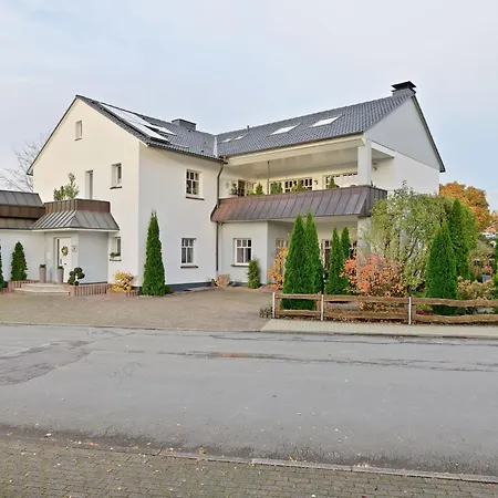 Spacious In With Private Terrace Apartment *