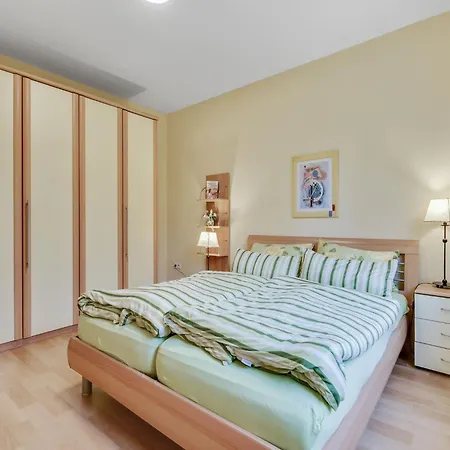 Spacious In With Private Terrace Madfeld